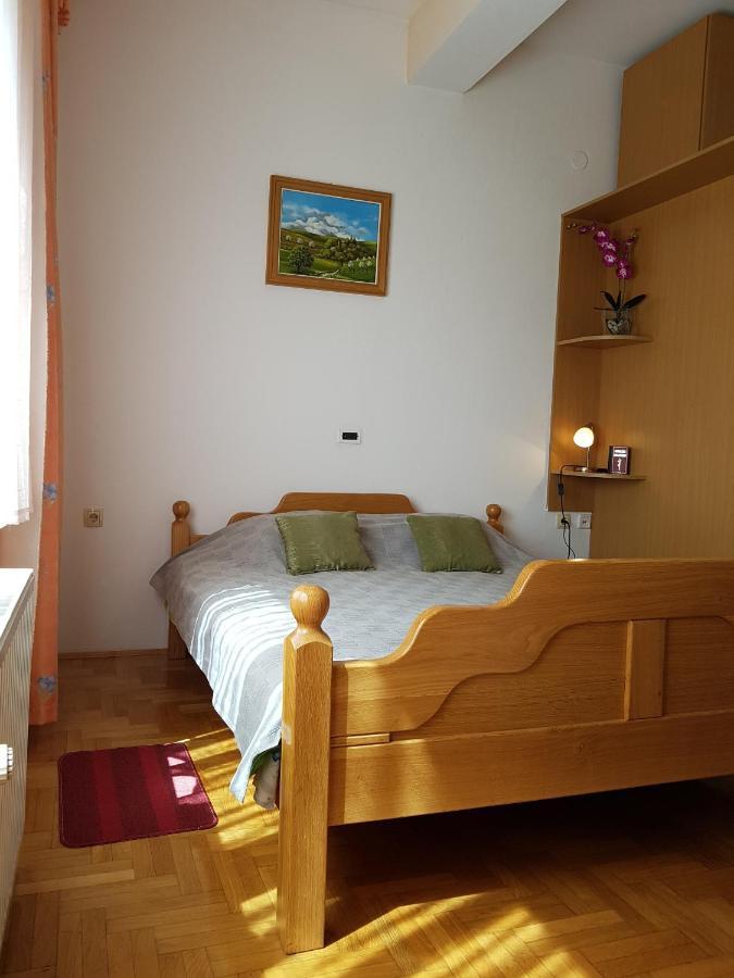 Prenociste Klas Pleternica Exteriör bild